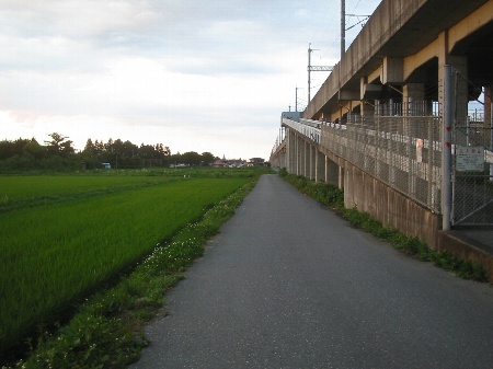 西那須野を新幹線が通る